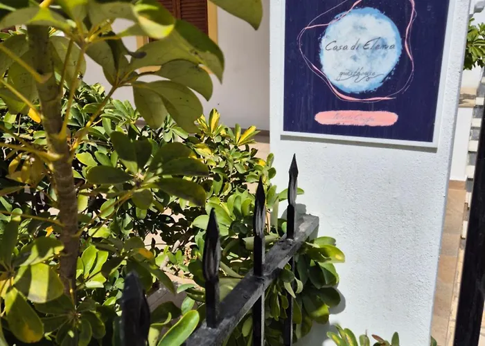 Casa Di Elena Petrití